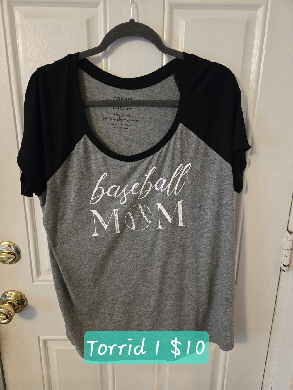 torrid Gray & Black 'Baseball Mom' Raglan Tee